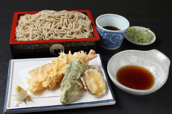 使用北海道產蕎麥的講究蕎麥麵