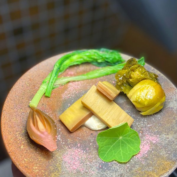 大量使用蔬菜的套餐料理很有吸引力