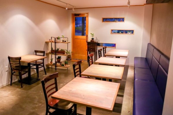 店內