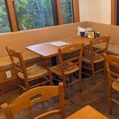 店內
