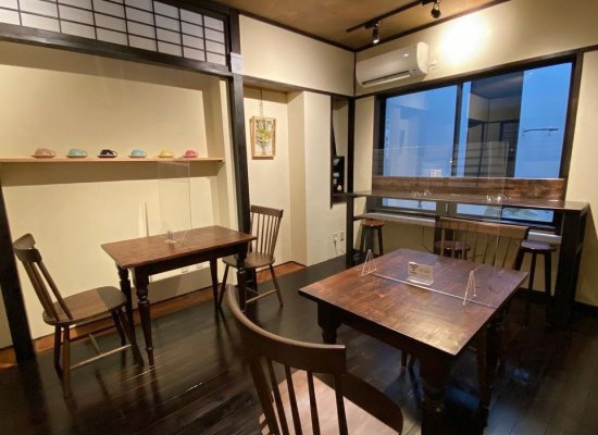 店內